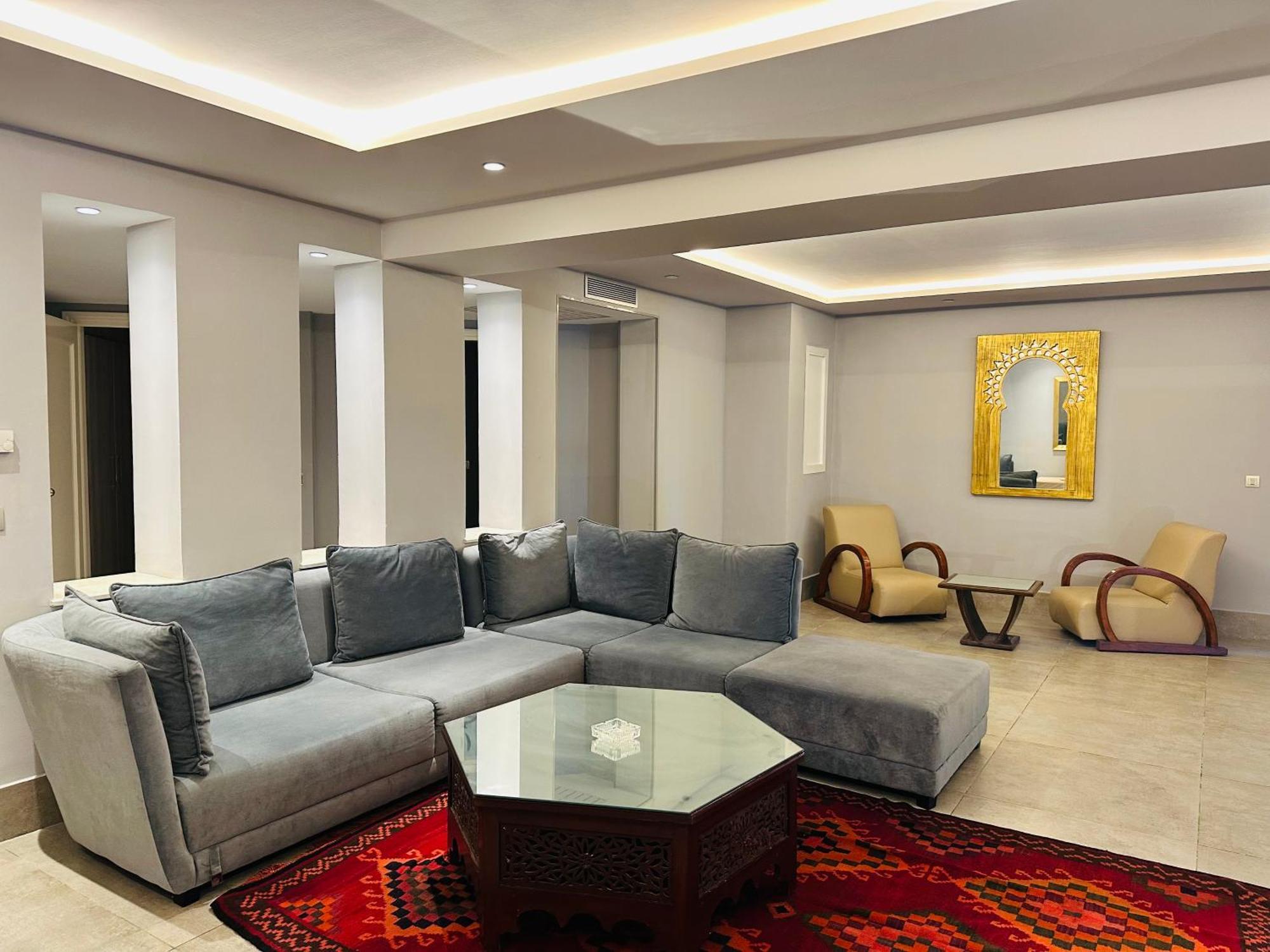 Penthouse Cosy Avec Piscine Privee Aparthotel La Marsa Exterior photo